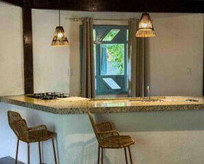 Family Studio, 1 Bedroom | Private kitchen
