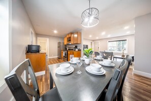 Dining - Family-Friendly Beach Getaway by Lake Erie, Beaches with King Bed (Vermilion)