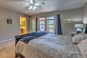 5 bedrooms, desk, WiFi, bed sheets
