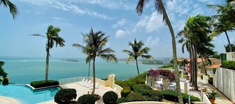 THE BEST OCEAN VIEW GUARANTEED!!!