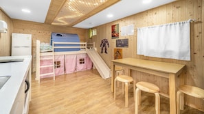 Basic Room, 1 Bedroom (C-8 (Daehyung Kids Caravan)) | 1 bedroom, free WiFi