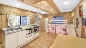 Basic Room, 1 Bedroom (C-8 (Daehyung Kids Caravan)) | 1 bedroom, free WiFi