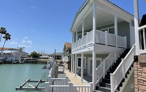 Exterior - Brand New Waterfront Cottage Fishing/Boat Lift/Resort (Port Isabel)