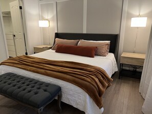 1 bedroom, desk, iron/ironing board, free WiFi - Boutique Condo in North Scottsdale (Scottsdale)