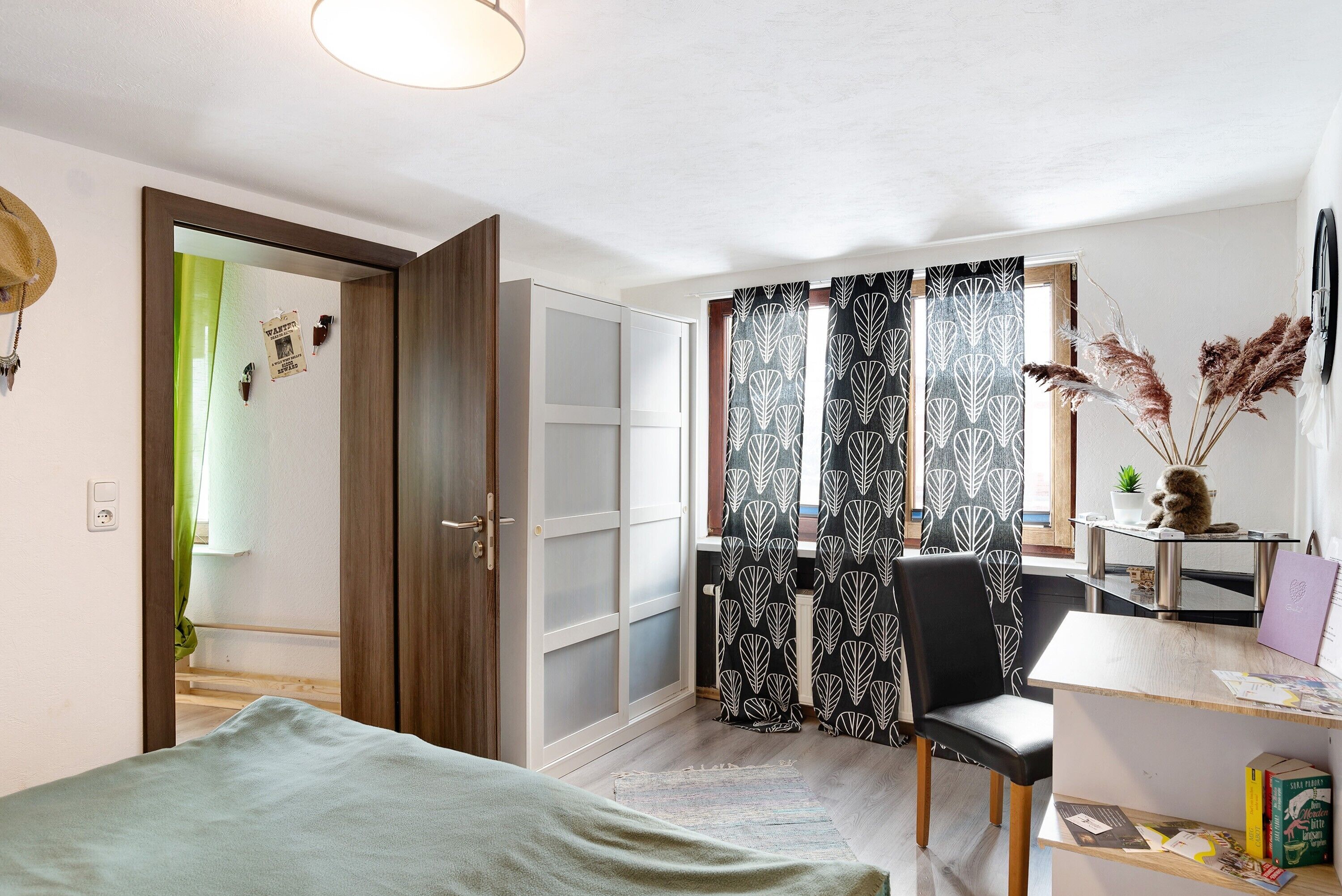 1 bedroom, iron/ironing board, free WiFi