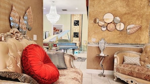 Interior - Royce Luxury Florida Golden Villas Collection (Cape Coral)