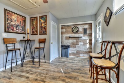 Beautiful 4 bedroom 2 full bathroom close to everything!