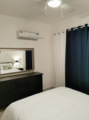 2 Schlafzimmer, Bügeleisen/Bügelbrett, WLAN