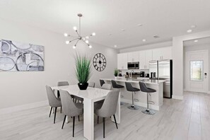 Dining - Voguish Townhouse with Games Room at Encore (Kissimmee)