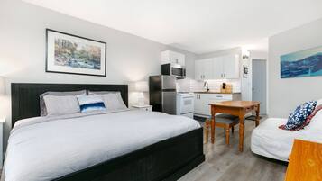 Free internet, bed sheets