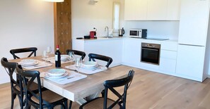 Frigorifero, microonde, forno, lavastoviglie