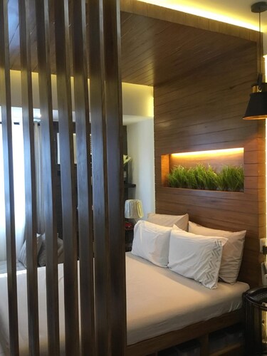 Cozy ni The heart OF kamuning