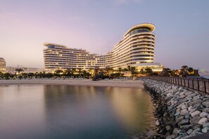 Exterior - Waldorf Astoria Doha Lusail (Lusail)