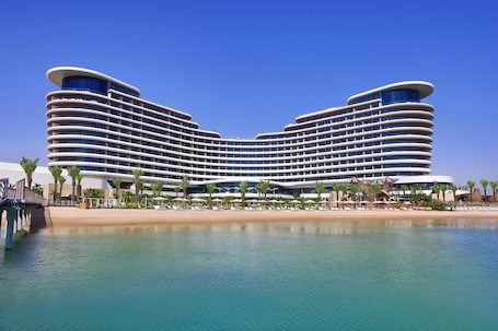 Exterior. Waldorf Astoria Doha Lusail