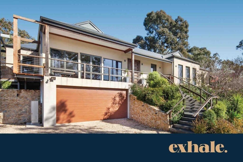 exhale Country Escape Pool, wifi, sleeps 10