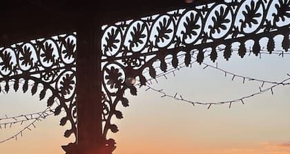 The Mayfair 4-bed room accommodation Daylesford