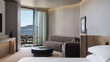 Open Plan Suite Partial Sea View | Strand-/Meerblick