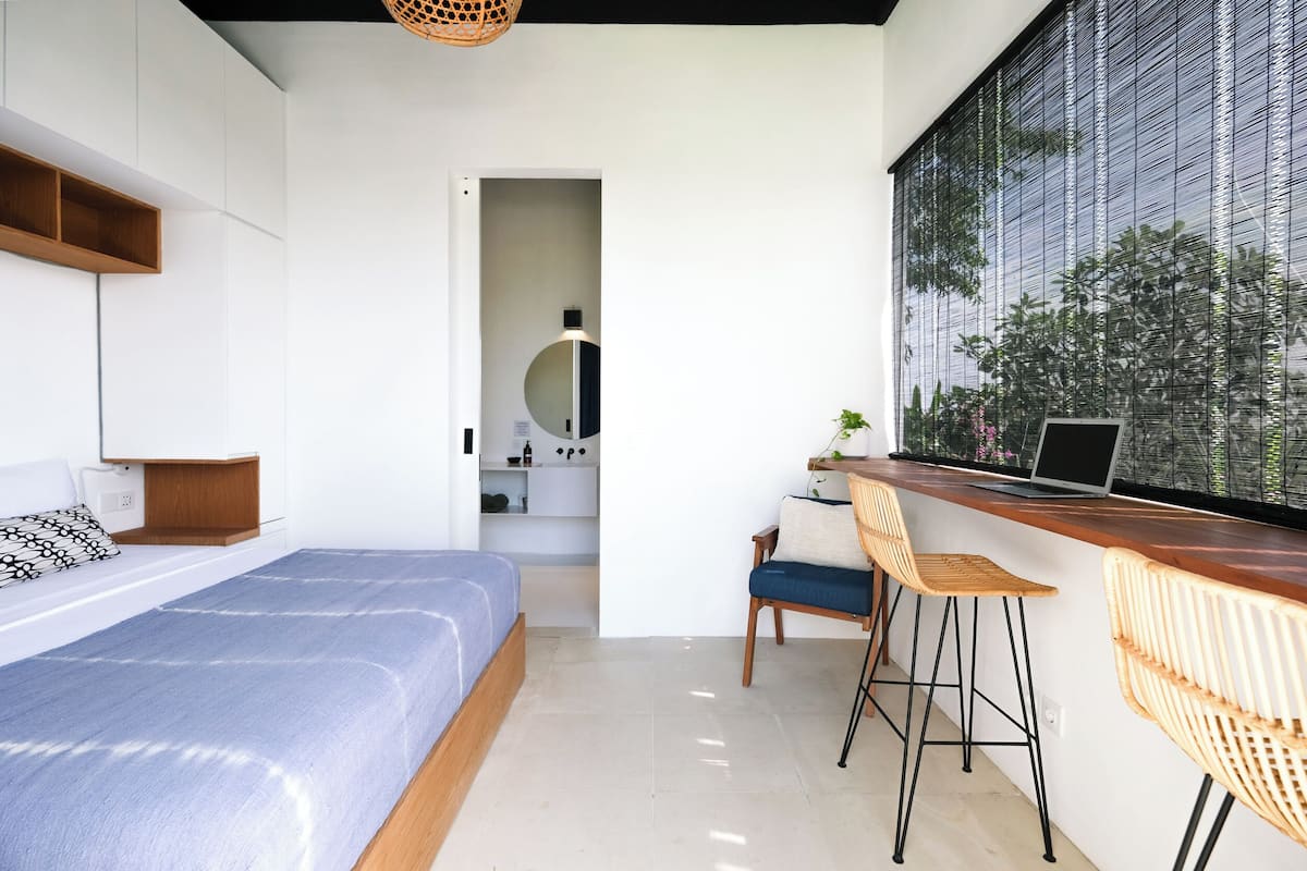 Suite, 1 Bedroom, Garden View