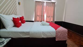Room, 2 Bedrooms | 1 bedroom, bed sheets