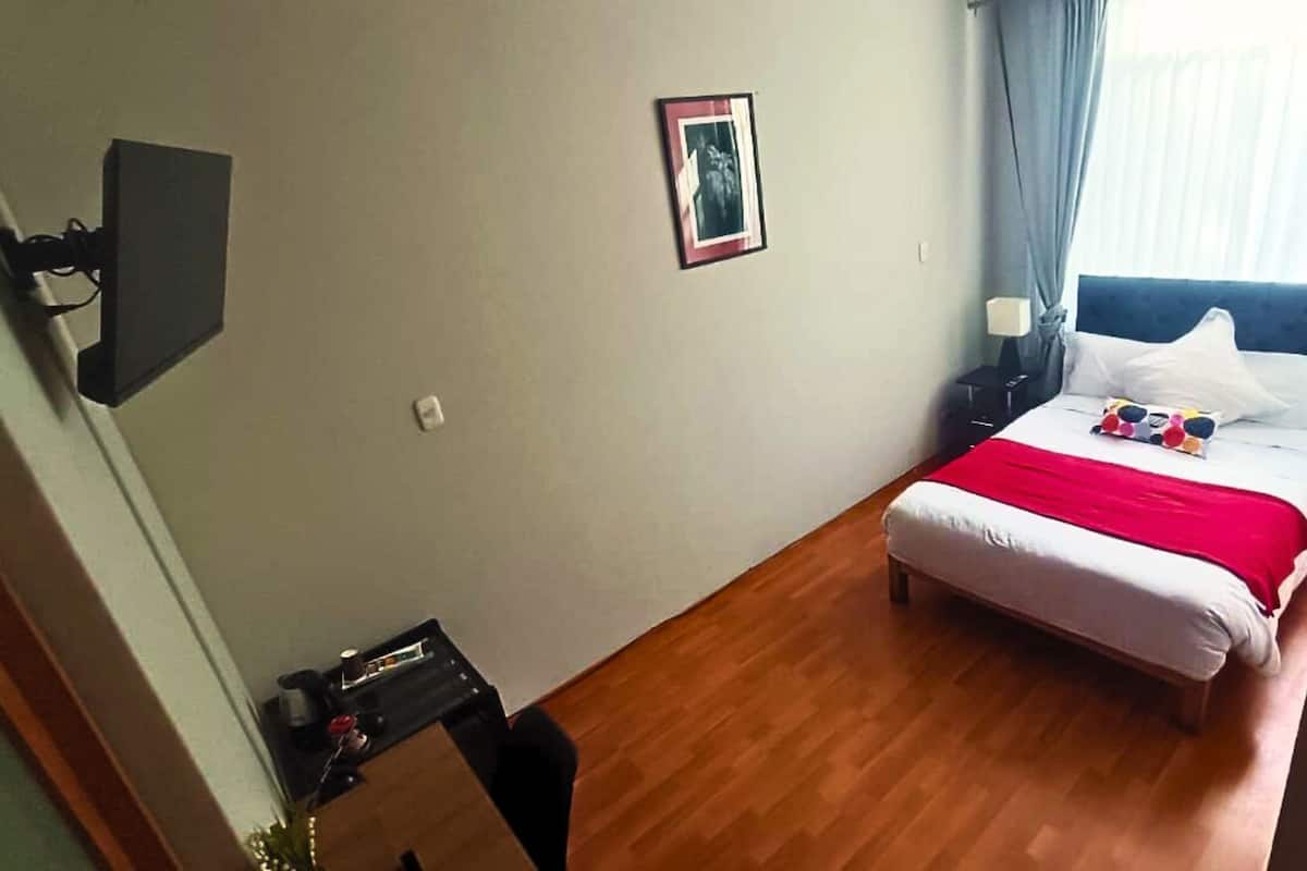 Basic Double Room, Housekeeping | Free WiFi