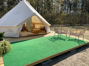 Deluxe Tent, Multiple Beds | Premium bedding, down comforters, pillowtop beds, blackout drapes