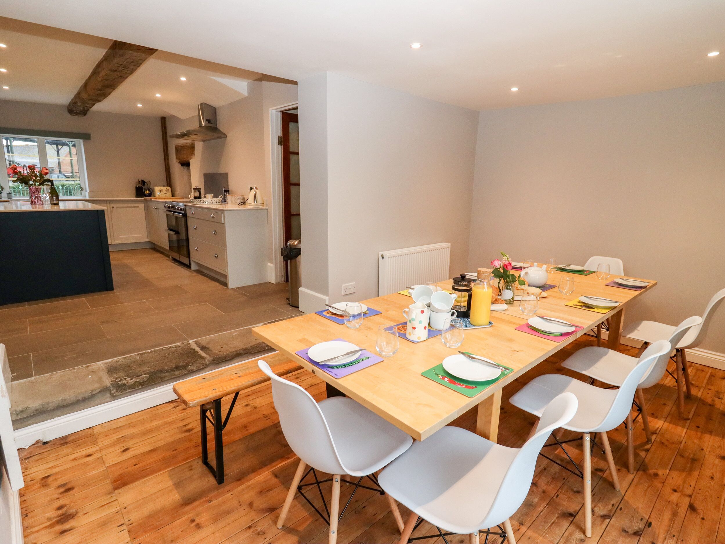 Cottage | Interior