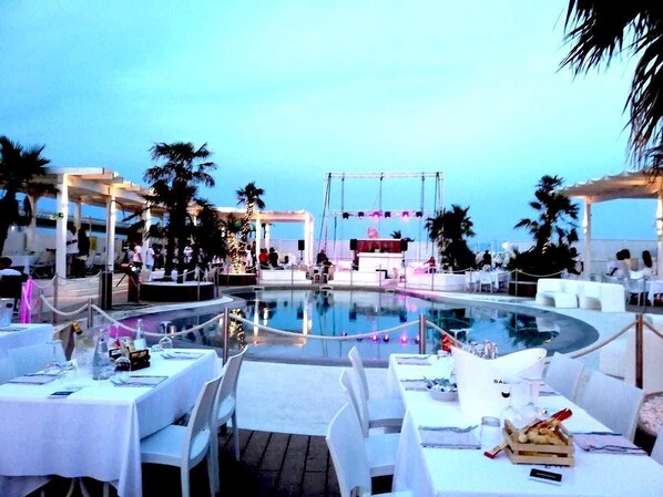 Espace de banquet à l’extérieur