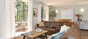 Villa 2br Pinot Grigio Villa located within Cypress Lakes Resort