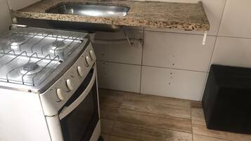 Fridge, microwave, stovetop, blender