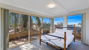 3 habitaciones y ropa de cama 