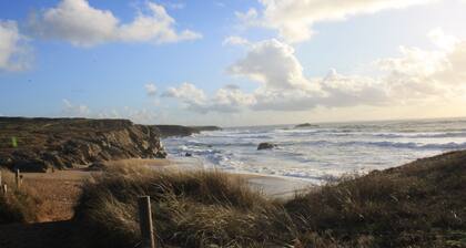 Ty Laouen, Peaceful fisherman's cottage, close to the beach, WIFI