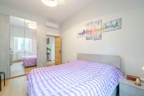 1 bedroom, iron/ironing board, WiFi