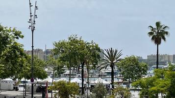 Uitzicht op strand/zee