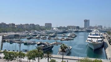 Vue depuis lâhĂ©bergement