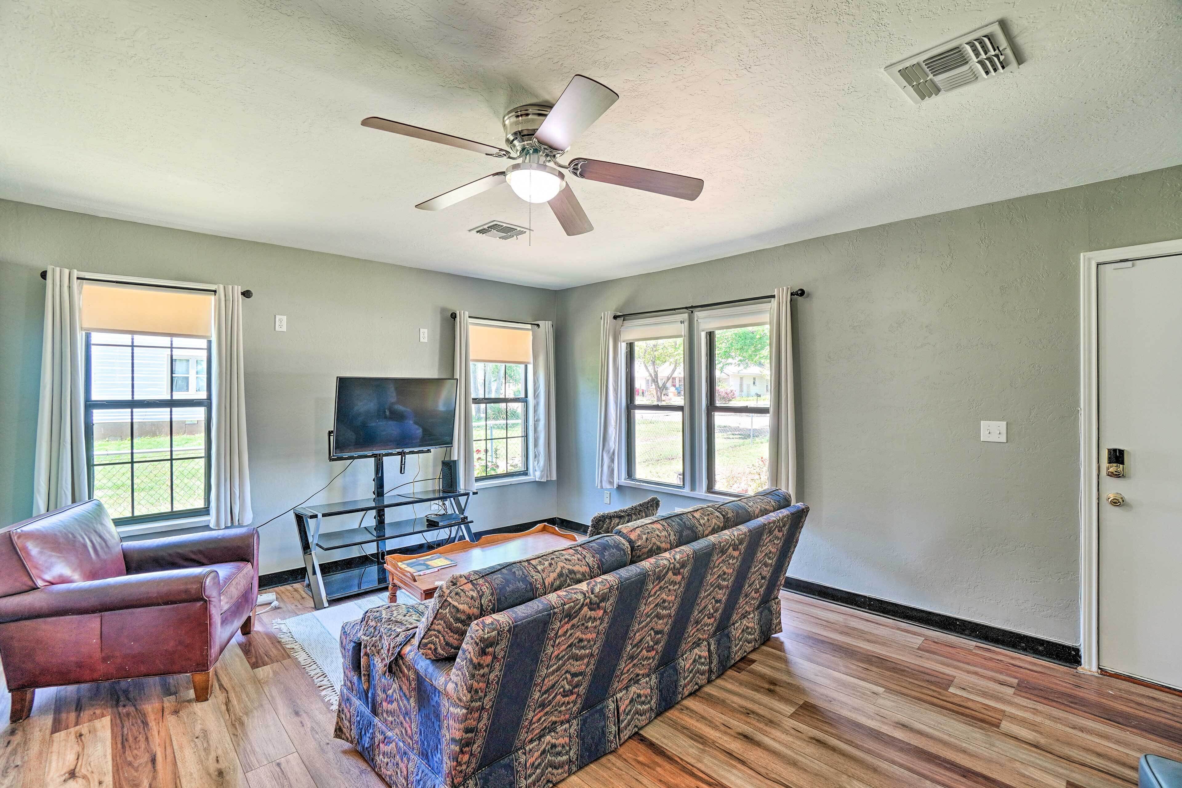 Centrally Located Lawton Home: Dogs Welcome! - Lawton, OK