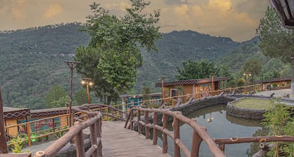 A Kasauli Ggaon by Echor