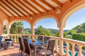 Outdoor dining - Villa 'Casa Cachito' with Sea View, Wi-Fi and Air Conditioning (Benissa)