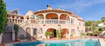 Villa 'Casa Cachito' with Sea View, Wi-Fi and Air Conditioning