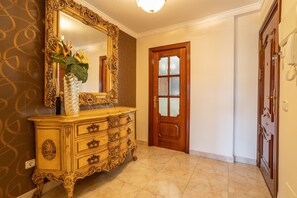 Interior - Holiday Apartment 'Terraza Mar y Montaña' with Sea View, 2 Terraces & Wi-Fi (Nerja)