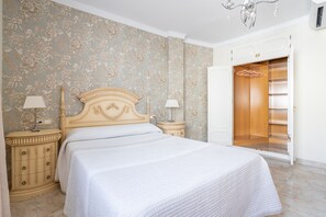 3 Schlafzimmer, Bügeleisen/Bügelbrett, kostenloses WLAN, Bettwäsche