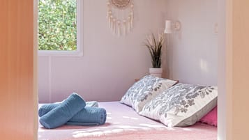 2 makuuhuonetta, silitysrauta/-lauta, ilmainen Wi-Fi