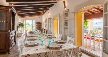 Holiday Home 'Lidia' with Mountain View, Private Pool and Wi-Fi