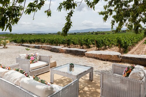 Casa rural 'Lidia' para grupos: piscina, vistas y experiencias únicas