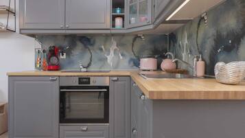 冰箱、烤箱、炉灶、洗碗机