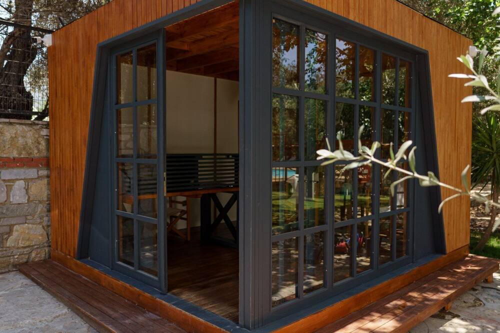 Dolce Vita Luxury Bungalows