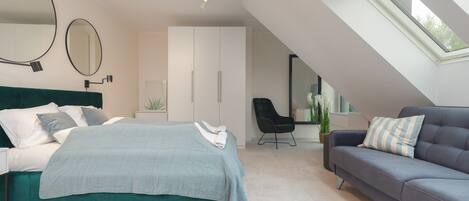 1 bedroom, iron/ironing board, WiFi, bed sheets