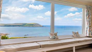 Cottage | Beach/ocean view