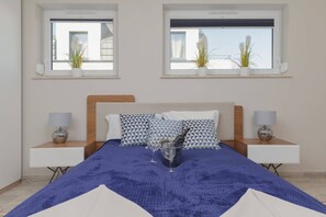 2 bedrooms, desk, iron/ironing board, WiFi