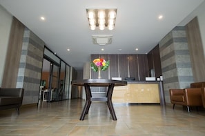 Reception - Marsi Hotel Bangchak (Bangkok)