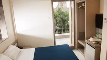 Standard Room | Desk, laptop workspace, free WiFi
